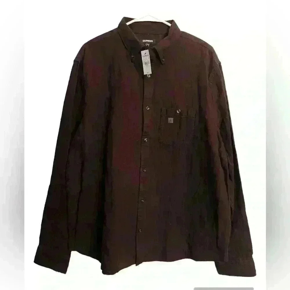 Express NWT‎ men’s maroon and black button-down cotton shirt. Size XL